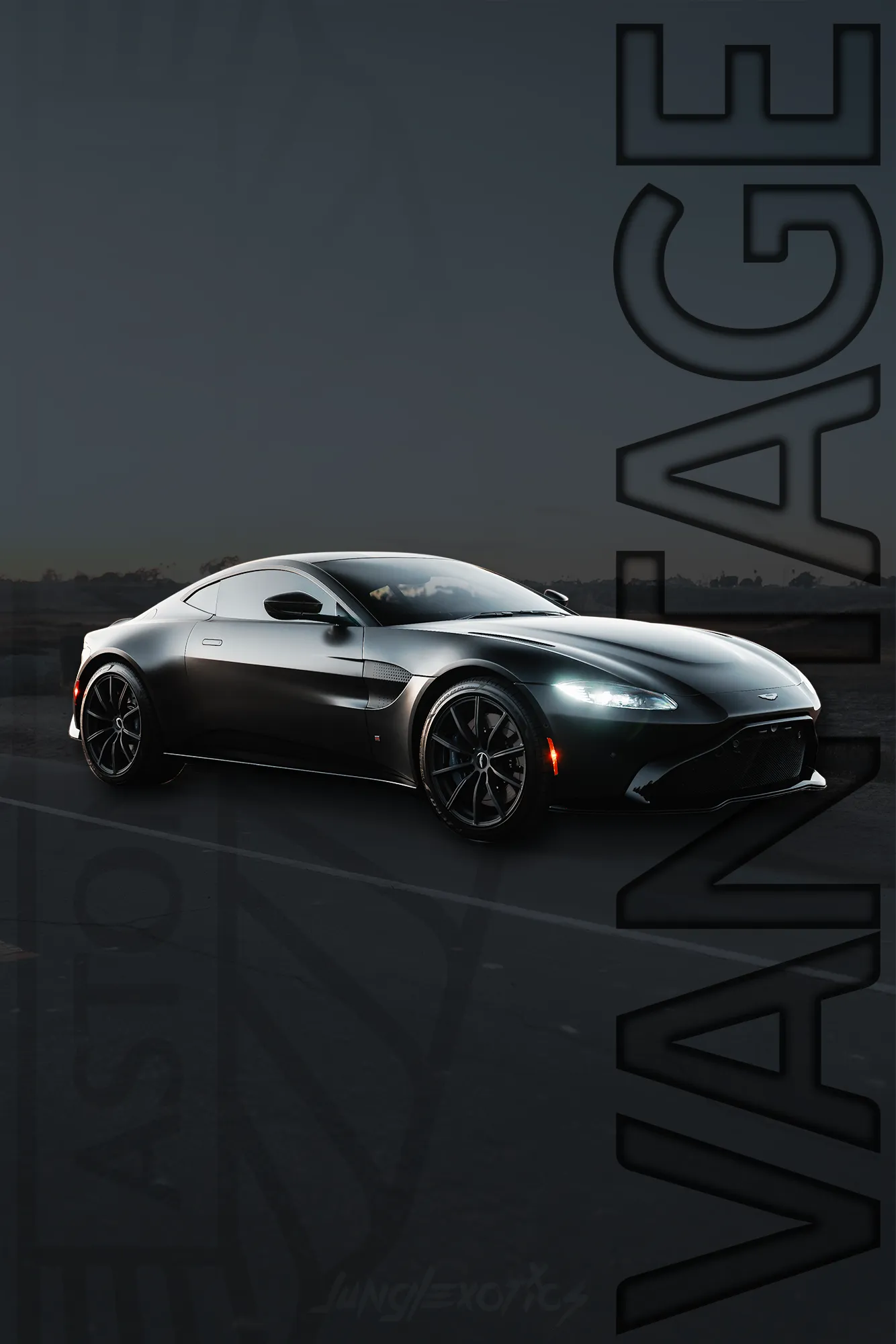Aston Martin Vantage — photo 28