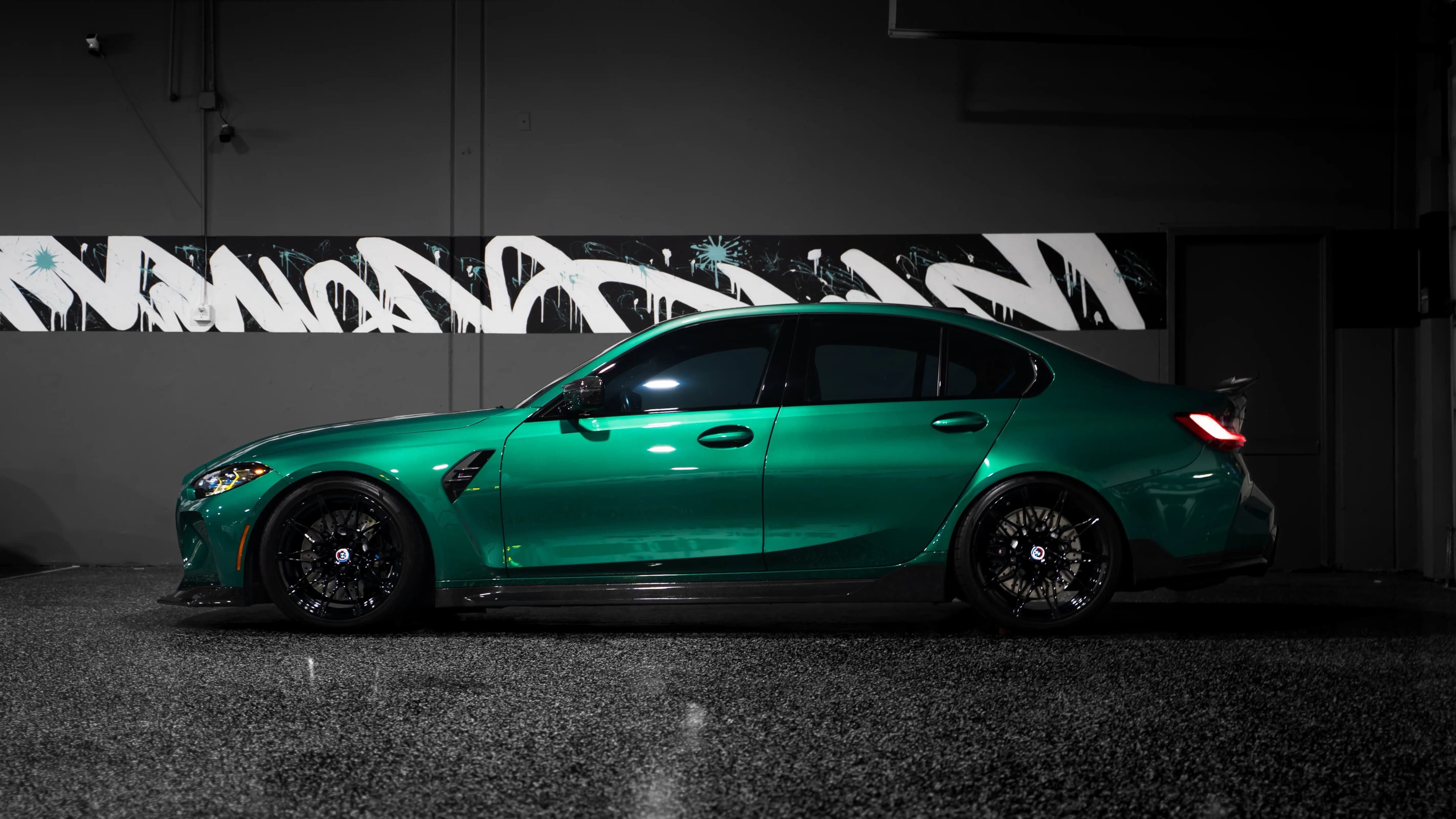 BMW M3 Competition X-Drive — photo 10