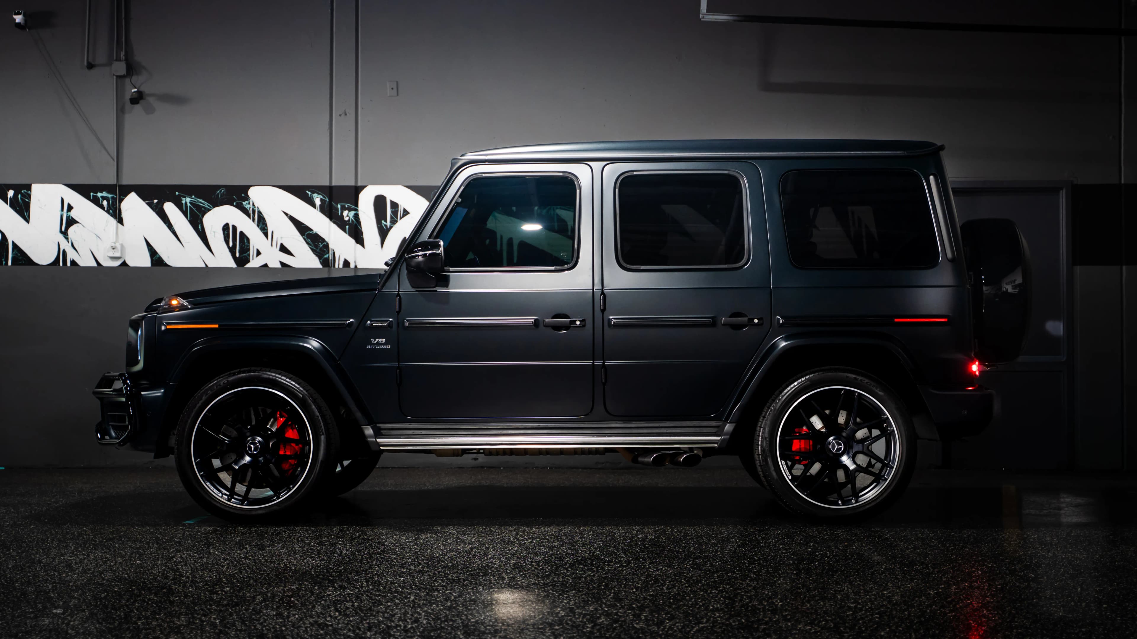 Mercedes-Benz G63 AMG — photo 9