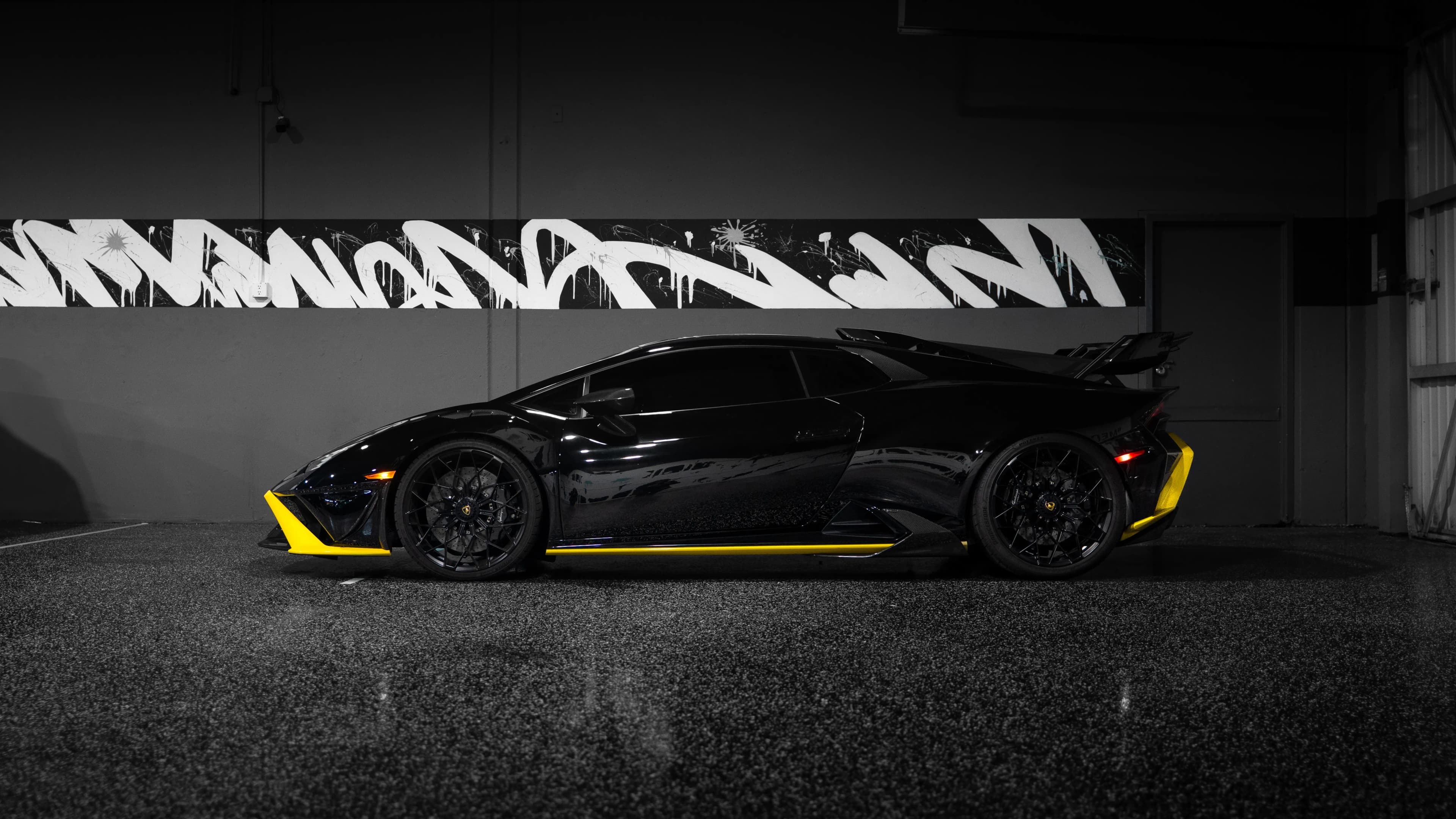 Lamborghini Huracan STO — photo 3