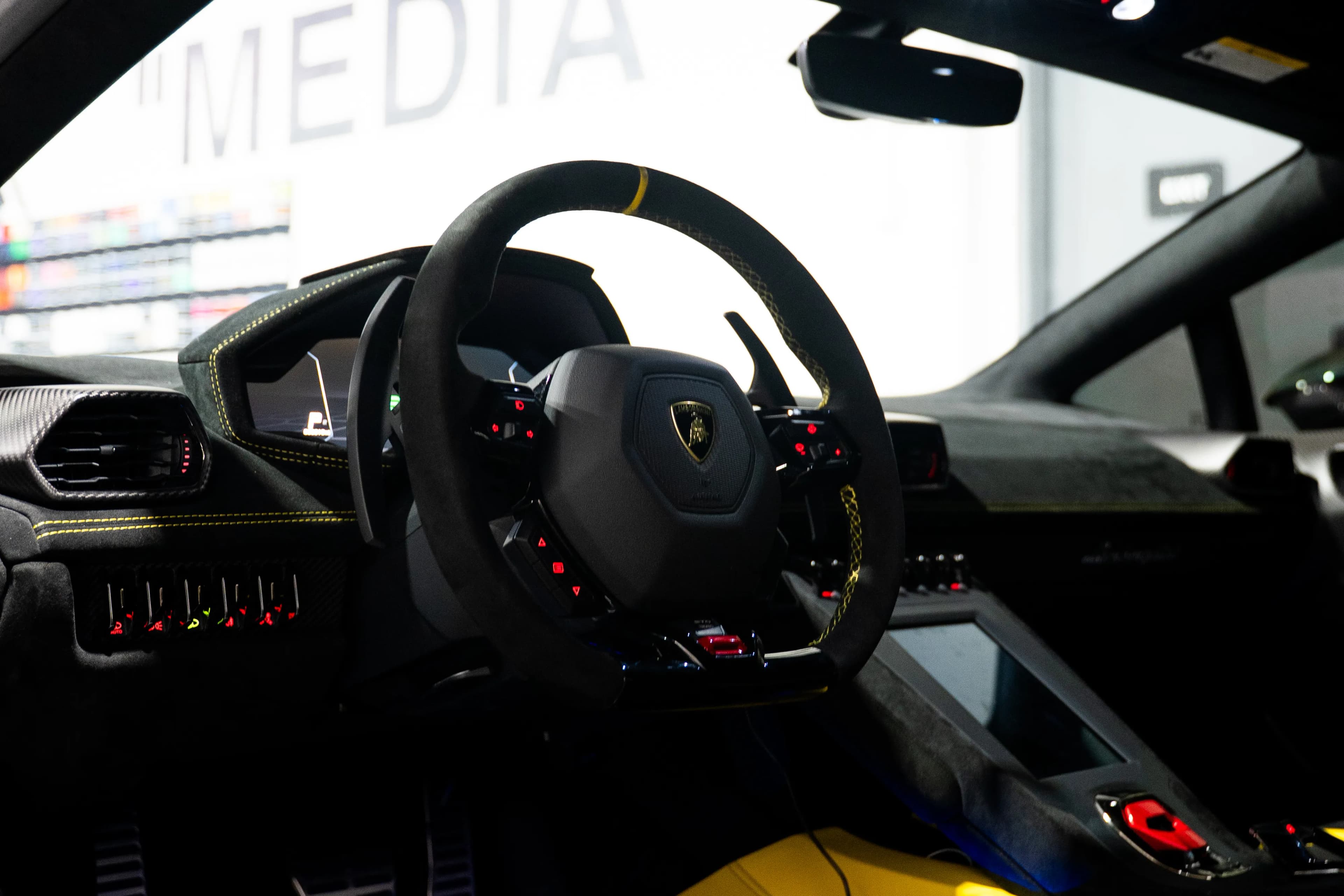 Lamborghini Huracan STO — photo 4