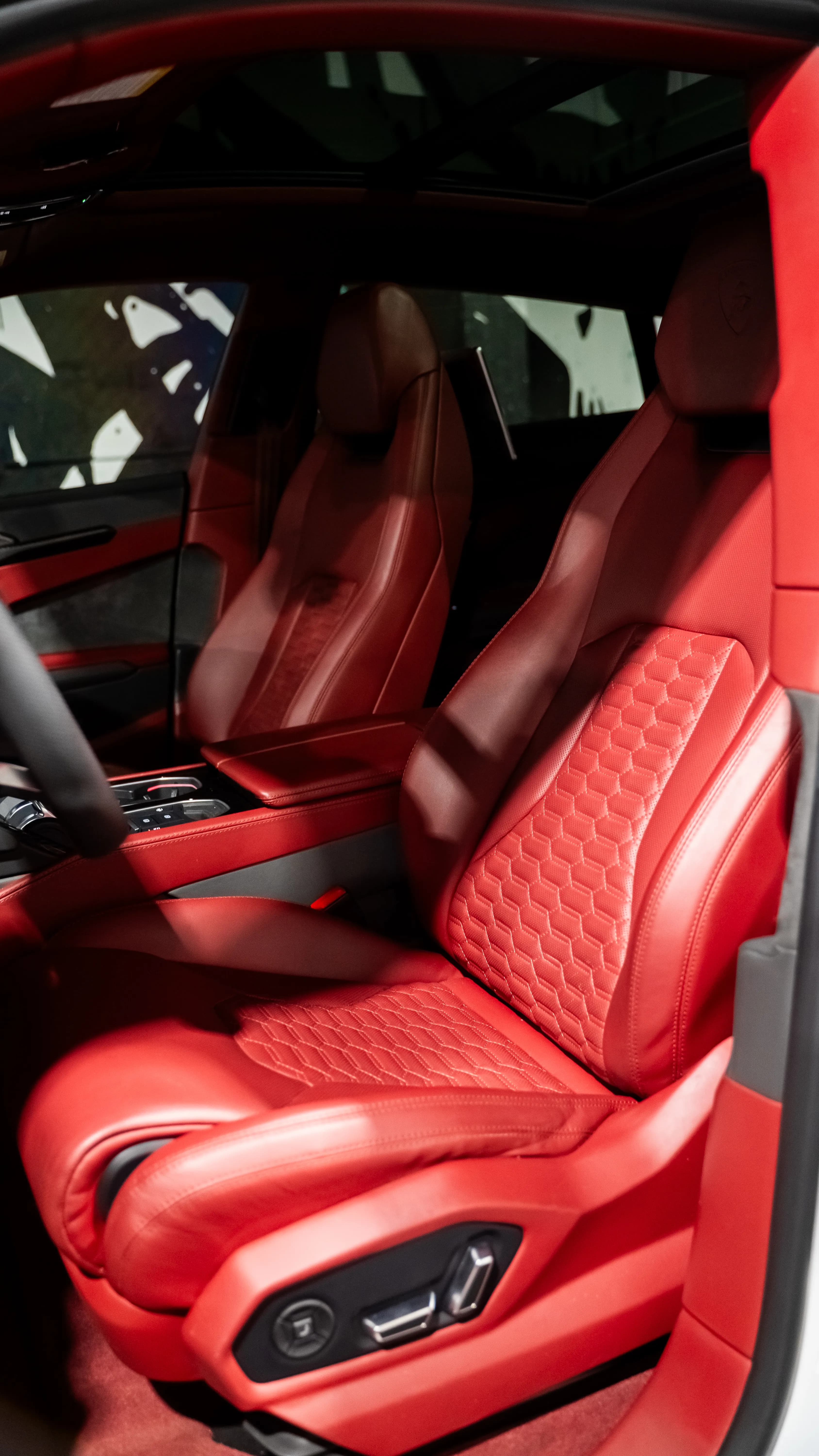 Lamborghini Urus Widebody — photo 9