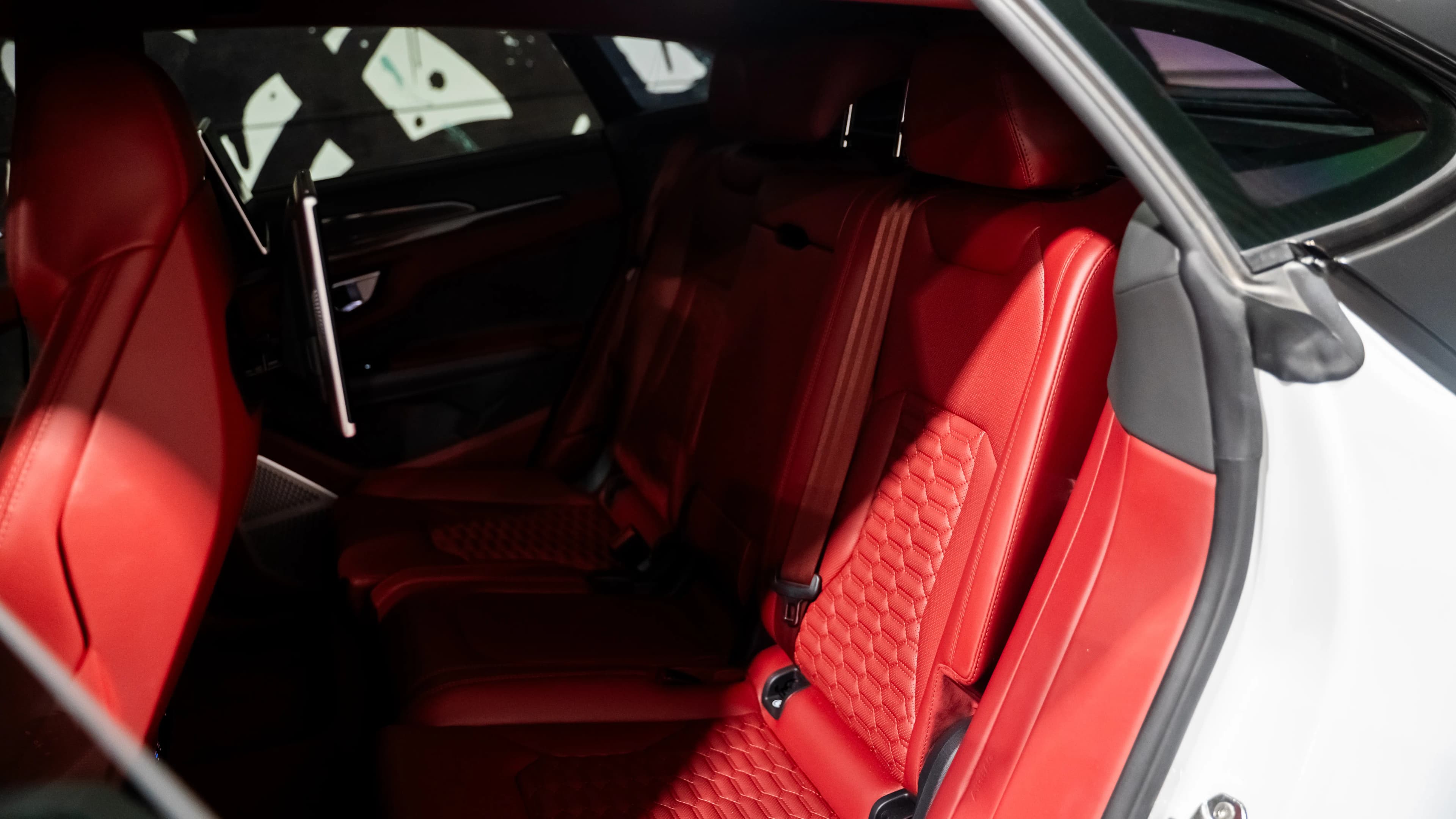 Lamborghini Urus Widebody — photo 12