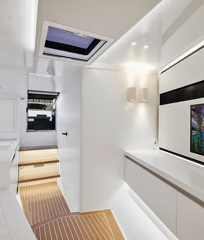 42 Van Dutch — photo 4