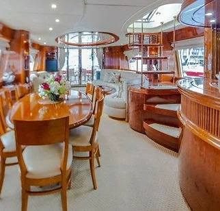 Azimut 87 — photo 4